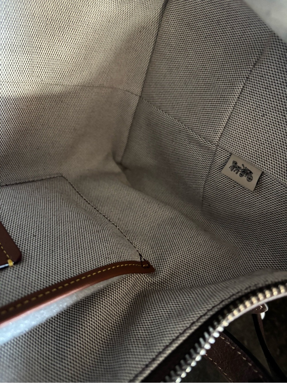Coach Juliet 30 pocket - Picture 6 of 15